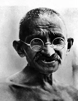 Ghandi: MAHATMA GANDHI