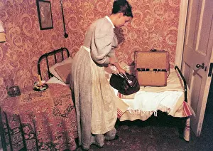 Unable: MAID PACKS HER BAGS