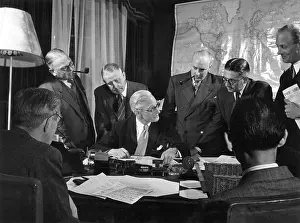 Editing: MAIL EDITORIAL TEAM/1950