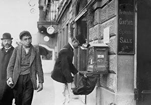 Mailman: Mailman in Vienna, 1909