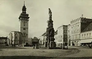 Retz: Main square of Retz