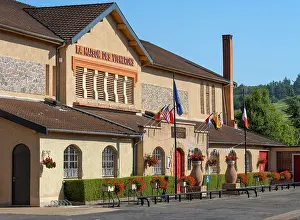 Beaujolais: Maison des Vignerons, Chiroubles, Beaujolais, France