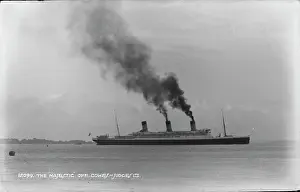 Cowes: The Majestic Off Cowes