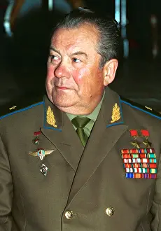 Zvyozdny: Major General Pavel Popovich, 1997