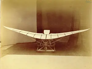 Moores: Major R F Moore's monoplane model