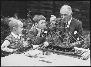 Captivated: MAKING MODEL SHIPS