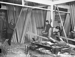 Verus: MAKING OARS 1930