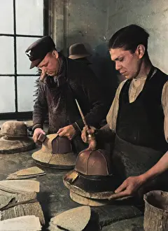 Glues: Making pith helmets for the German Afrika Korps - WWII