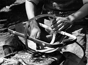 Trug: MAKING A TRUG BASKET