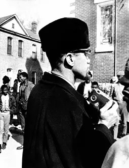 Separatists: Malcolm X visits the voting rights protest ?