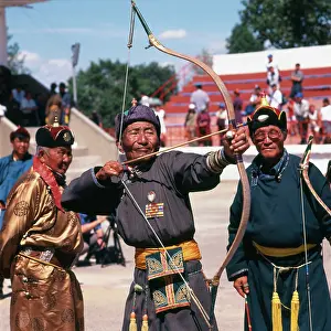 Ulaanbaatar: Male archers in Ulaanbaatar, Mongolia