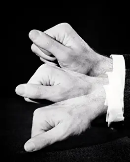 Strobe: Male Hand Strobe Effect Knocking on Door