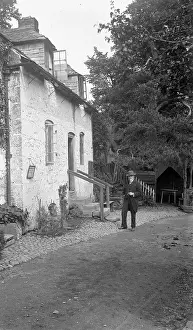 Erbistock: Man at Erbistock Ferry in June 1908