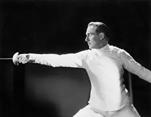 Rapier: Man in a fencing position