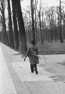 Inhabitant: Man with firewood during the Great Depression, 1930