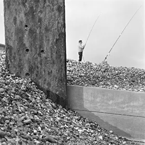 Slaughden: Man Fishing