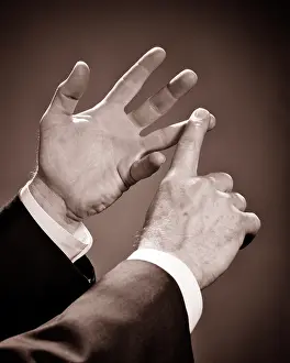 Spoken: Man Hands Only Enumerating Viewpoints One by One Gesture