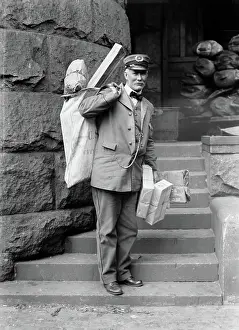 Mailman: Man - Mail - Postman - Occupations