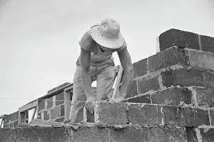 Cinder: Man - Occupations - Construction - Worker