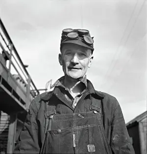 Repairer: Man - Occupations - Mechanic - Railroad