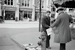 Man - occupations - vendor - newspapers