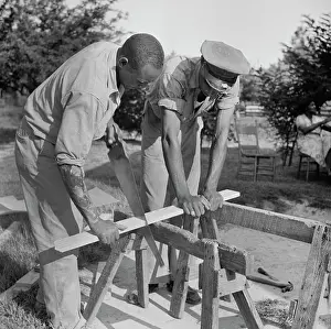 Wolcott: Man - Occupations - Worker - Construction