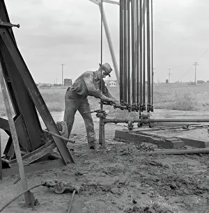 Wichita: Man - Occupations - Worker - Oil