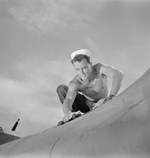 Hollem: Man - Occupations - Wwii - Employment