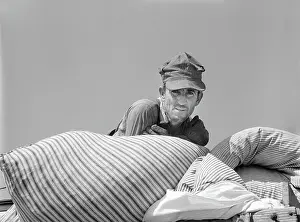 Pacolet: man - portrait - occupations - leisure