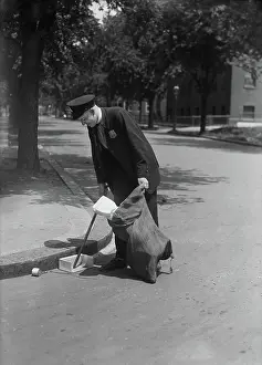 Sanitation: Man - Sanitation - Worker - Occupations