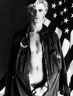 Stars And Stripes: The Man Who Fell To Earth (1976)