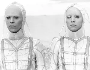 Bowie: THE MAN WHO FELL TO EARTH
