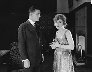 Brood: Man with worried woman