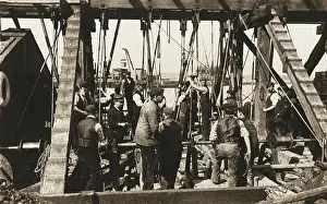 Pulleys: Manchester Ship Canal - Creating a new dock