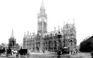 C1885: Manchester, Town Hall c1885