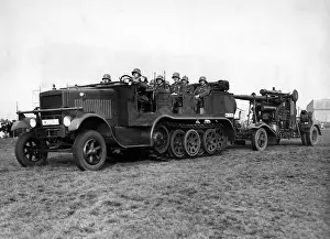 Sd.kfz: Maneuver on the day of the Luftwaffe in Staaken, 1936
