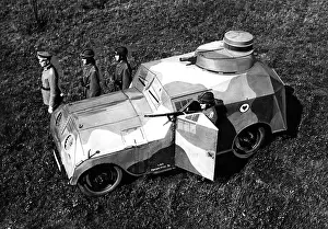 Cardboard: Maneuver with dummy tank, 1930
