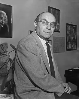Zeitungen: Manfred George