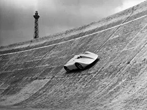 Avus: Manfred von Brauchitsch at a record run on the Avus, 1937