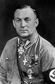 Manfred: Manfred von Killinger