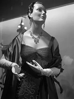 Mannequin: Mannequin, Swan and Edgar window, London