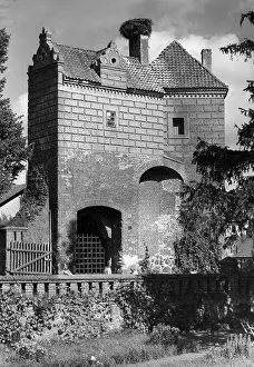 Gatehouse: The manor and castle Alt-Kieschau in West Prussia