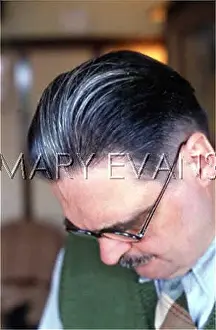 Brylcreem: MAN'S HAIRSTYLE 1940S
