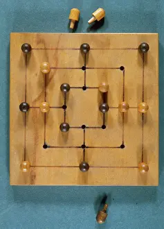 Pegs: NINE MAN'S MORRIS 1/2