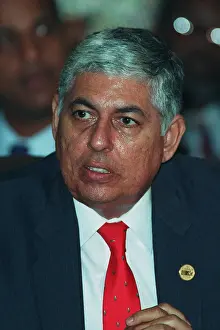 Esquivel: Manuel Esquivel