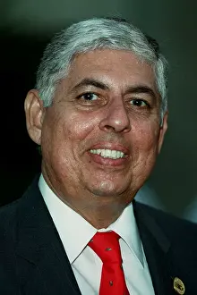 Esquivel: Manuel Esquivel