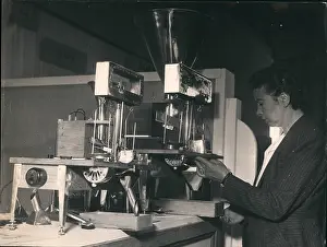 Packers: Manufacturing - Sewing - Textiles - Weaving