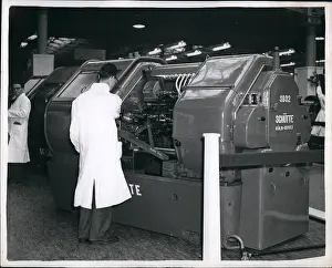 Levers: Manufacturing - Sewing - Textiles - Weaving