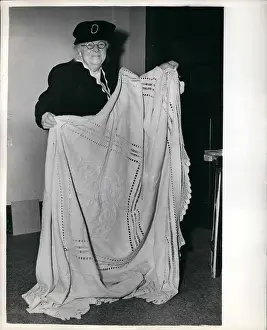 Bennet: Manufacturing - Sewing - Textiles - Weaving