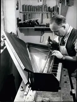 Spinet: Manufacturing - Sewing - Textiles - Weaving